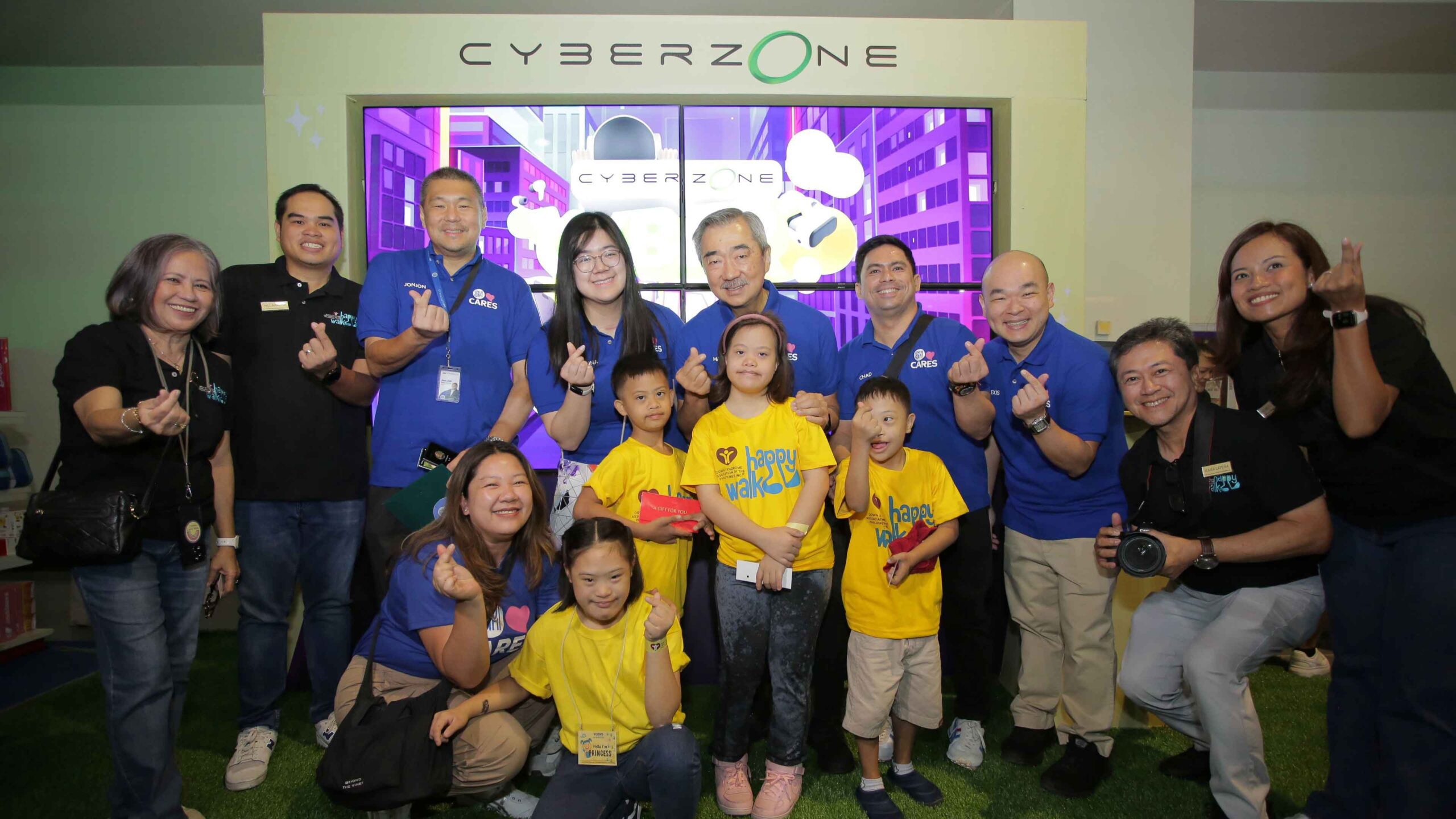 SM Prime Chairman Hans Sy, together with SM Cares and DSAPI members, is celebrating the success of last year’s Happy Walk event.