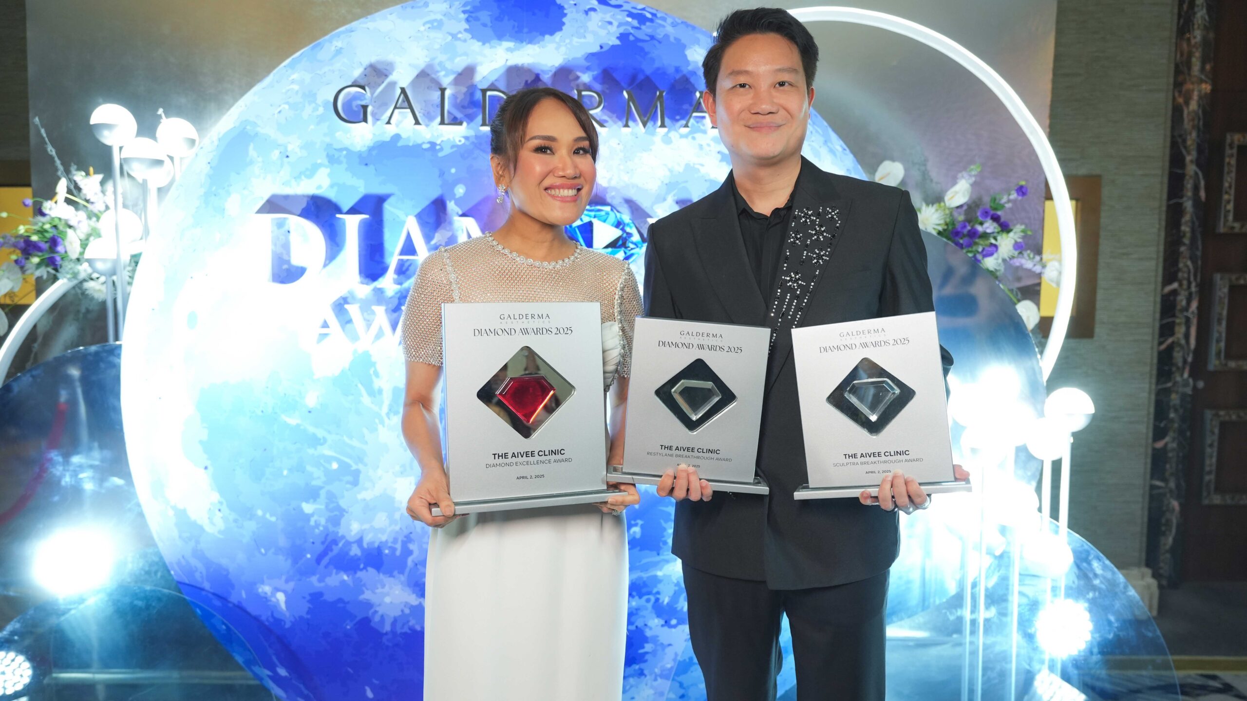 Dr. Aivee and Dr. Z Teo at the Galderma Diamond Awards